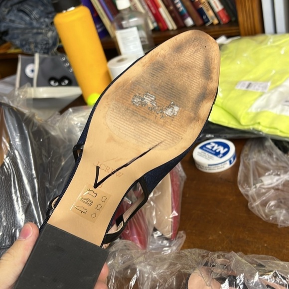 Used J. Crew Layne cap toe heels in washed denim - Picture 3 of 3